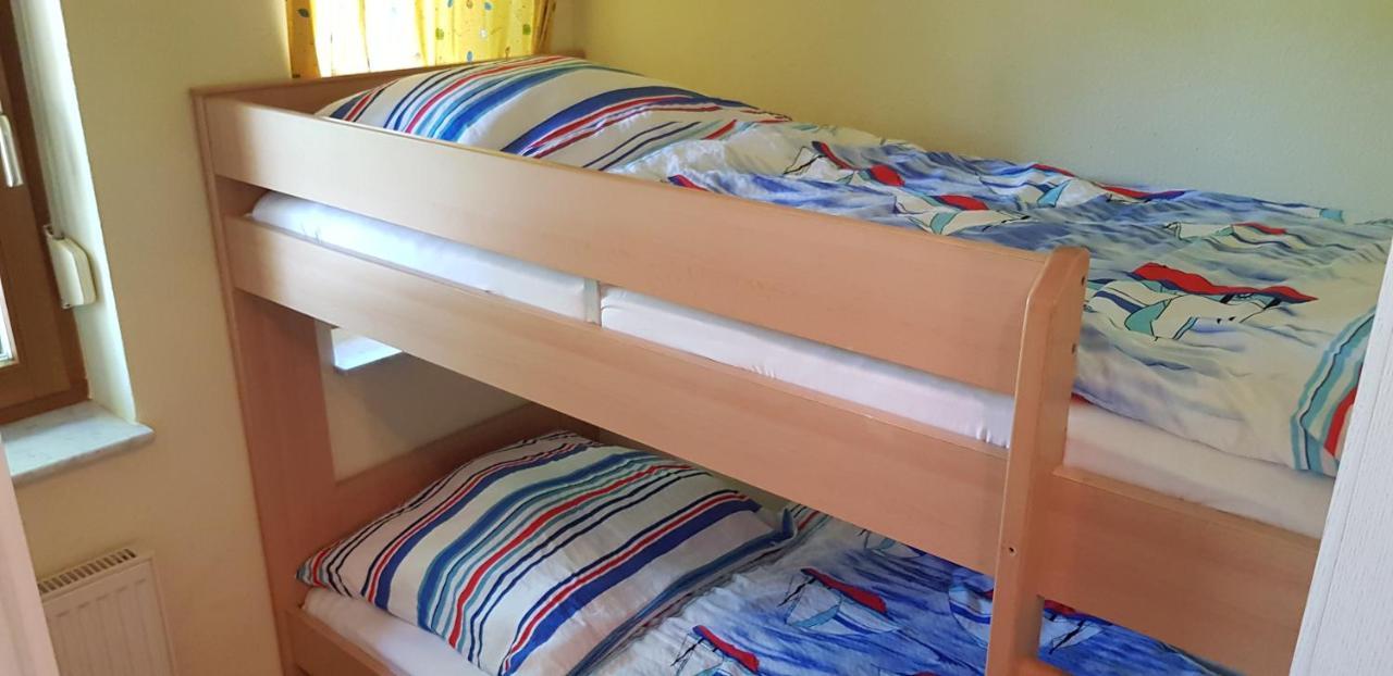 Ferienwohnung 4 Im Haus Am See Mit Wintergarten Und Terrasse Seedorf  المظهر الخارجي الصورة