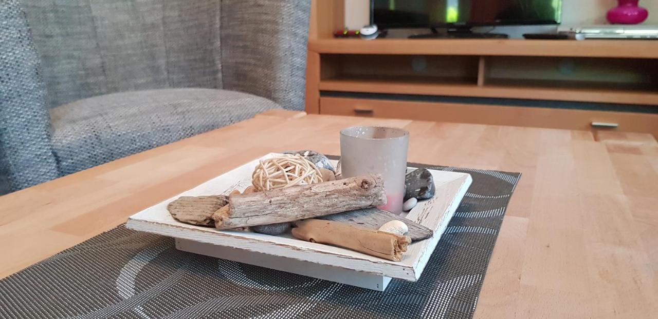 Ferienwohnung 4 Im Haus Am See Mit Wintergarten Und Terrasse Seedorf  المظهر الخارجي الصورة