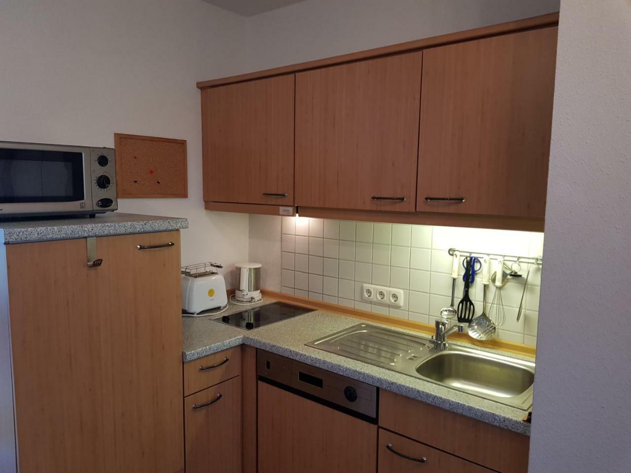 Ferienwohnung 4 Im Haus Am See Mit Wintergarten Und Terrasse Seedorf  الغرفة الصورة