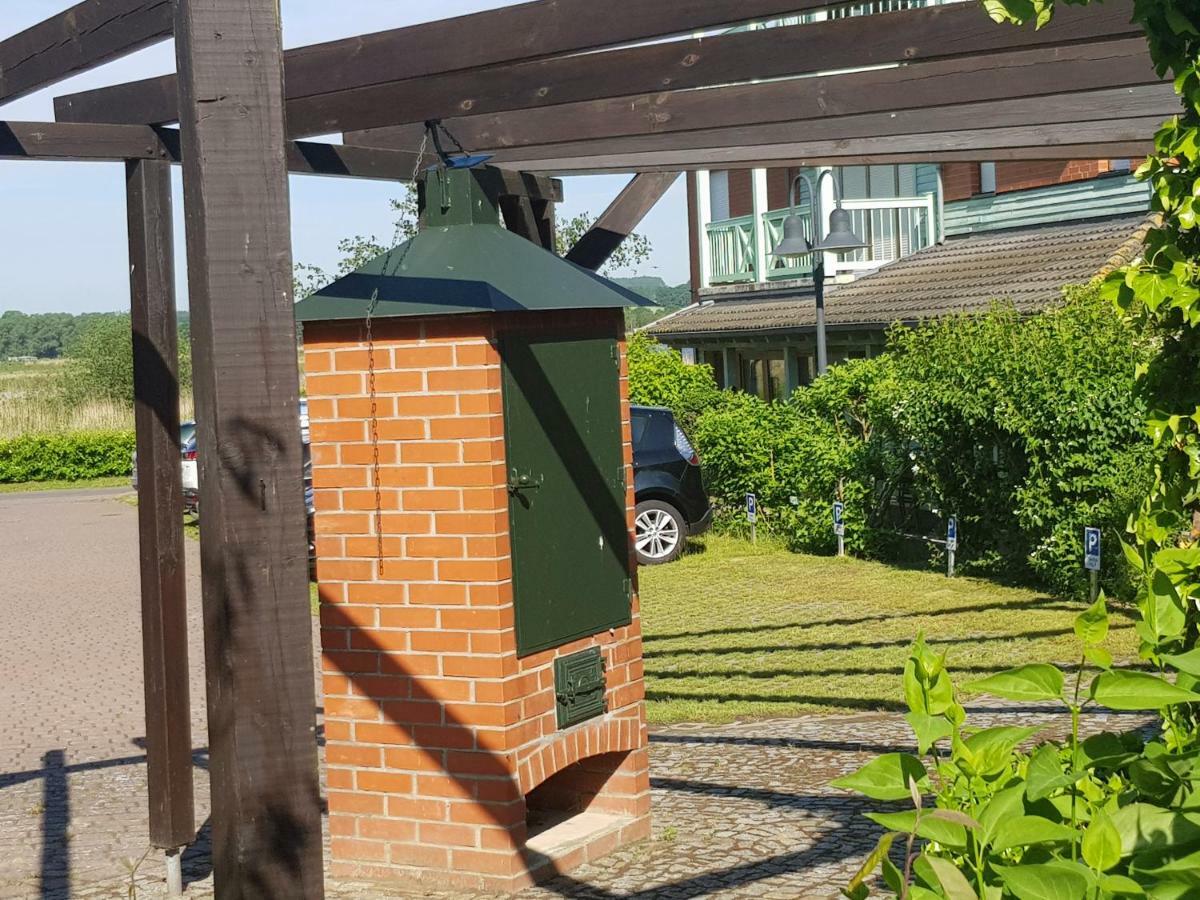 Ferienwohnung 4 Im Haus Am See Mit Wintergarten Und Terrasse Seedorf  المظهر الخارجي الصورة
